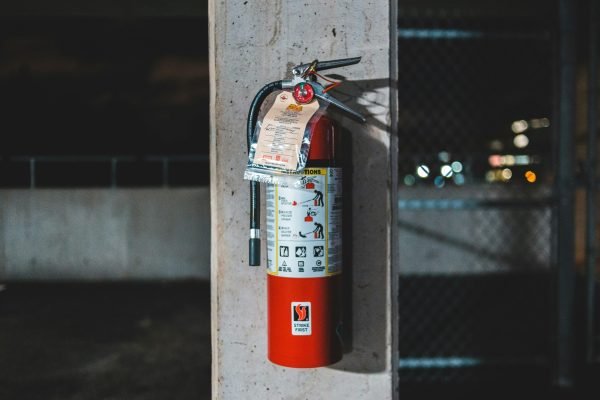 erik-mclean–loCA-0LGQc-unsplash erik-mclean--loCA-0LGQc-unsplash